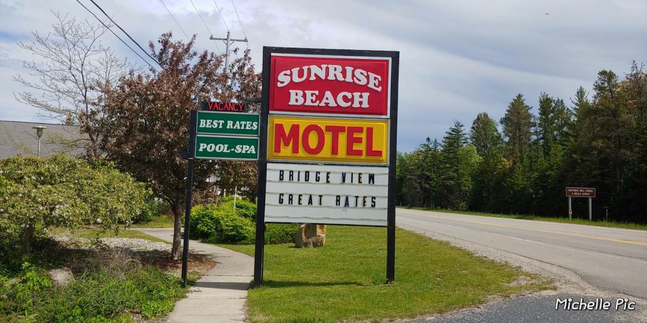 Sunrise Beach Motel Mackinaw Stadt Exterior foto
